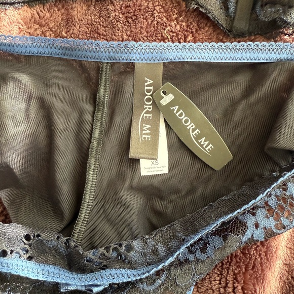 Adore Me Black and Blue Lace Bra Set NWT - Picture 3 of 5
